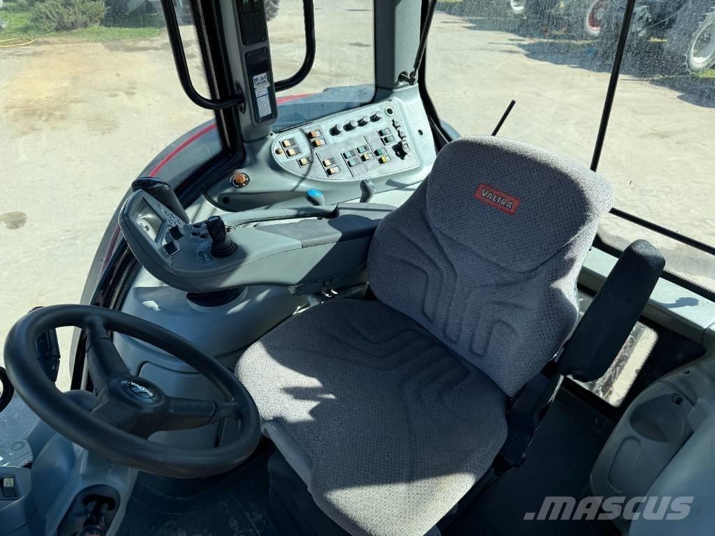 Valtra T 191 Traktorid