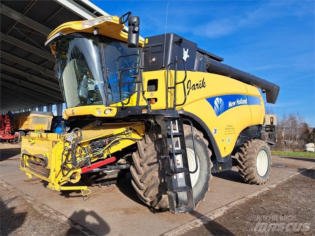 New Holland CX8080 Muu