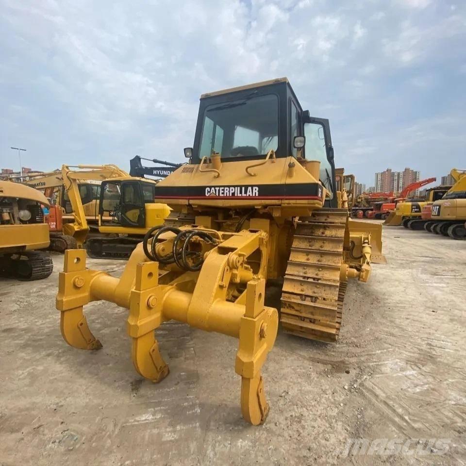CAT D6R Buldooserid