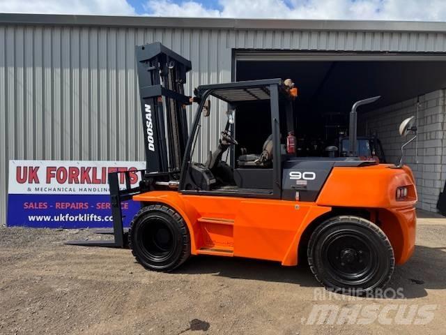 Doosan D 90 S-5 Diiseltõstukid