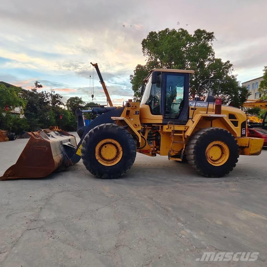 Volvo L 120 Rataslaadurid