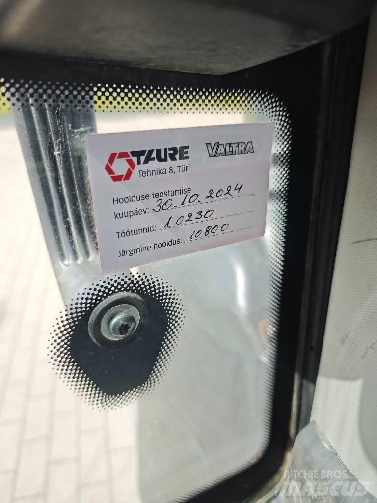 Valtra T 214 D Traktorid