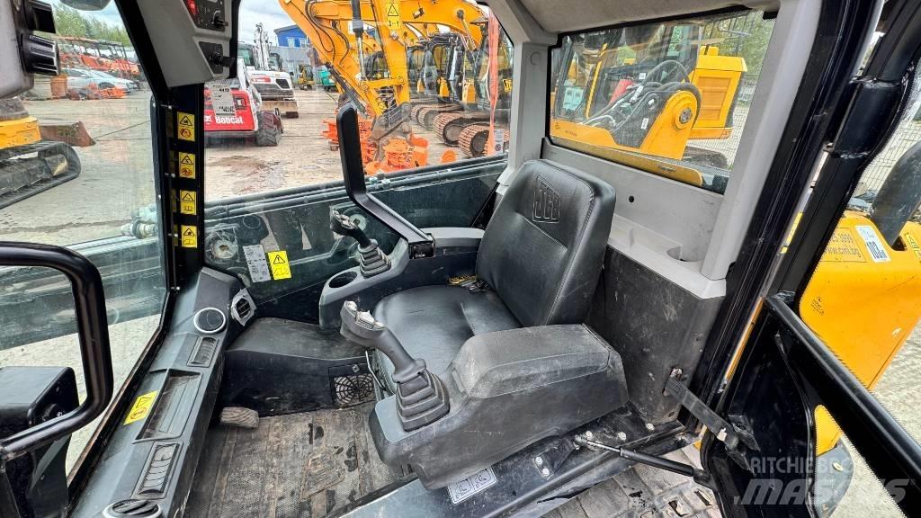 JCB 3 TS-8T Kompaktlaadurid