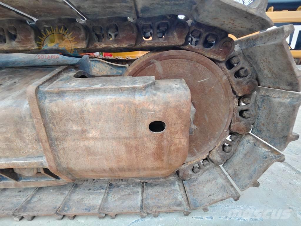 Komatsu PC 460LC-8 Roomikekskavaatorid