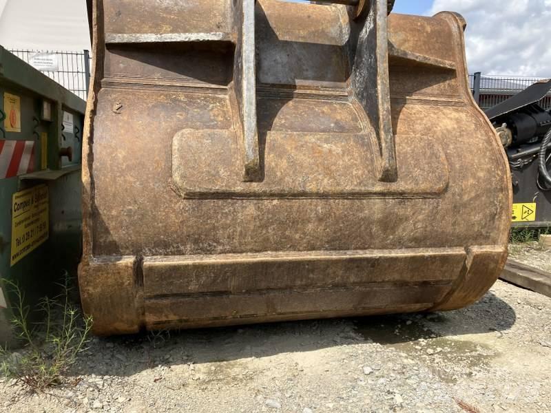 Volvo EC 750 E Roomikekskavaatorid