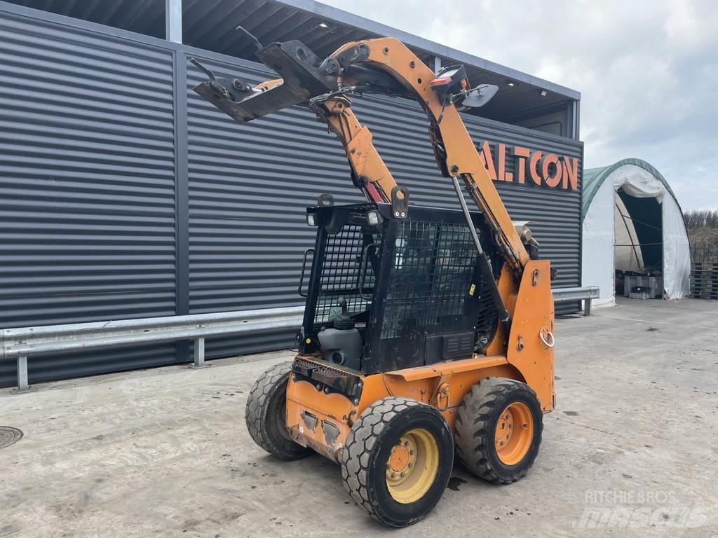 CAT 226B Väljaveotraktorid