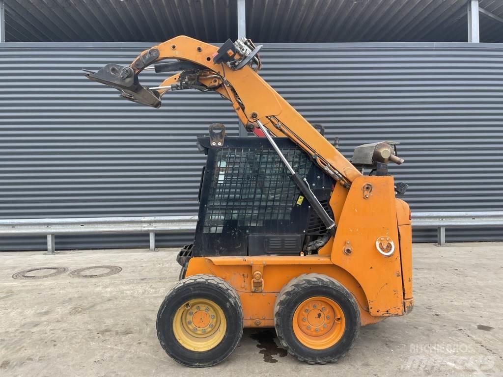 CAT 226B Väljaveotraktorid