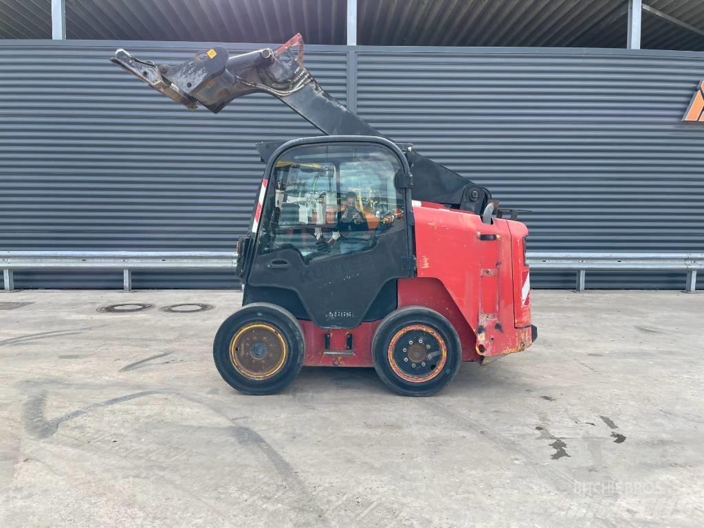 JCB R260 Kompaktlaadurid