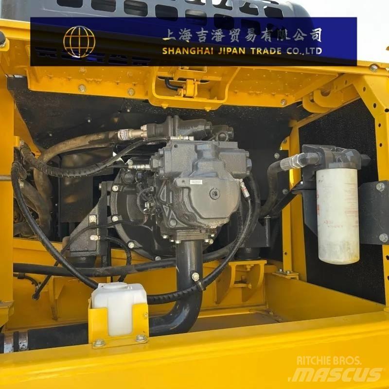 Komatsu PC 360 Roomikekskavaatorid