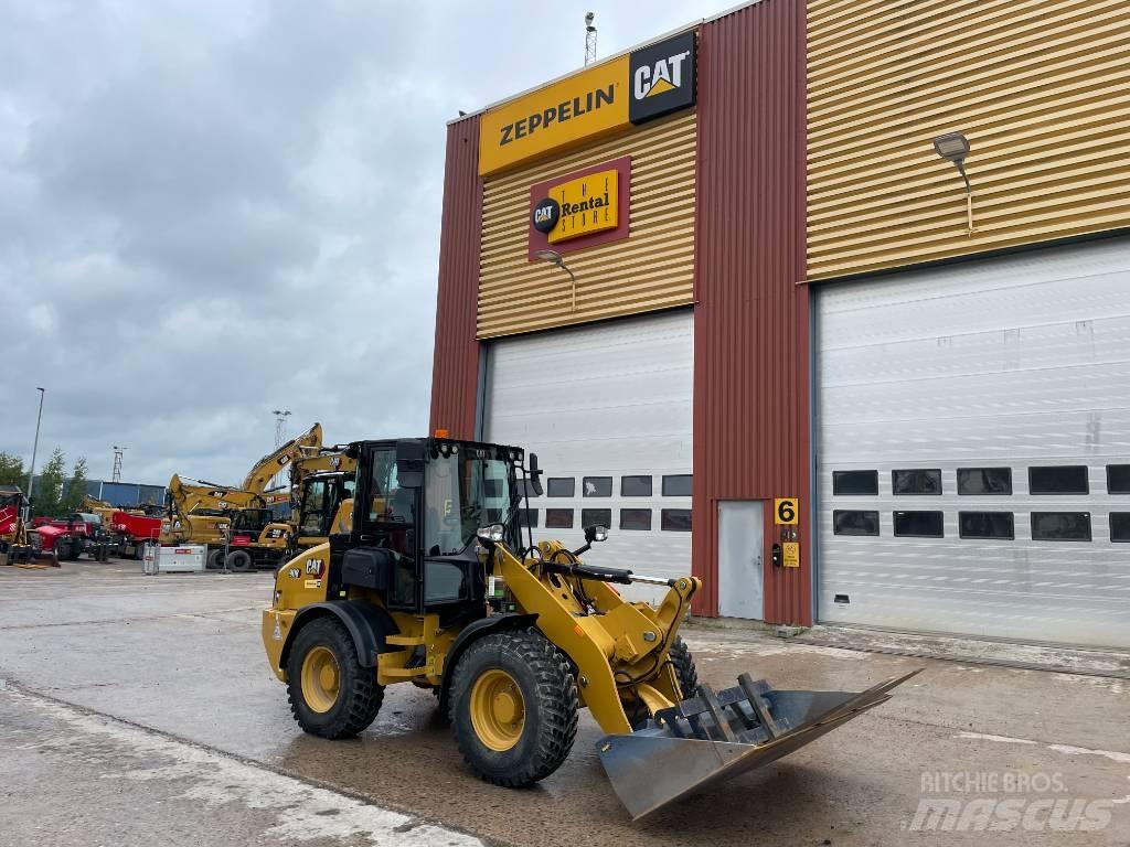 CAT 908 M Rataslaadurid
