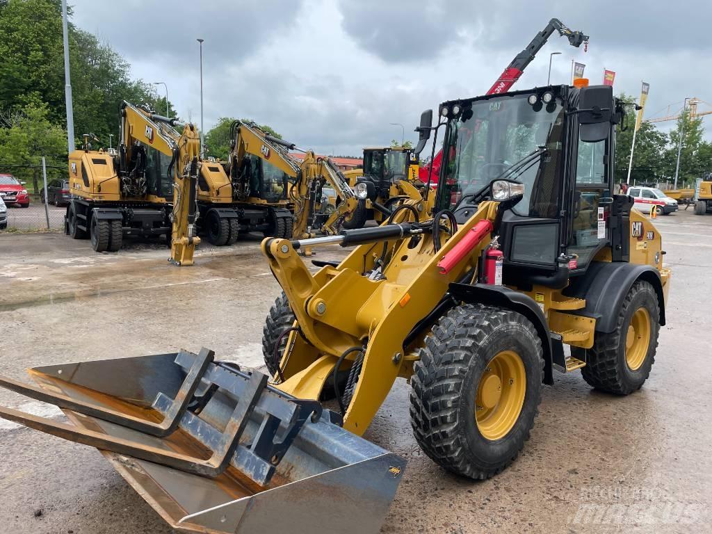 CAT 908 M Rataslaadurid