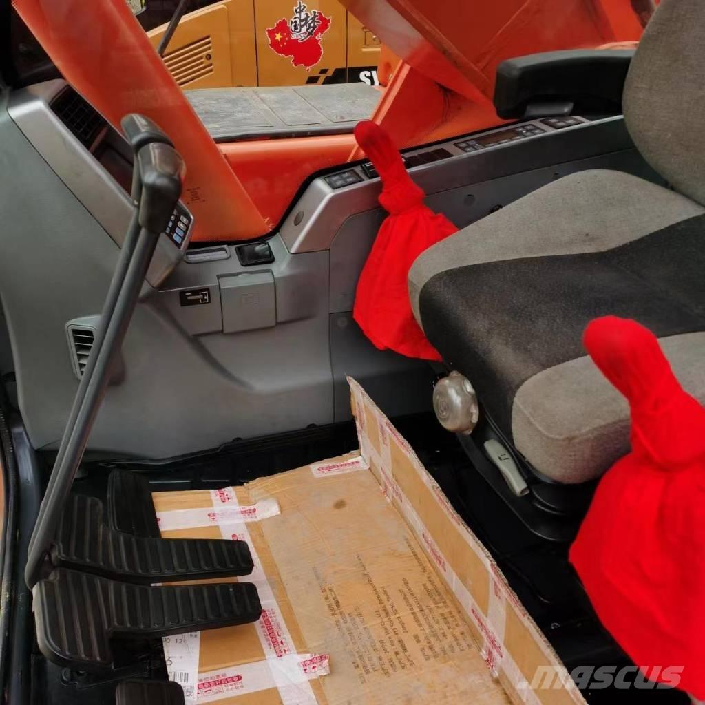 Doosan DX 300 LC Roomikekskavaatorid