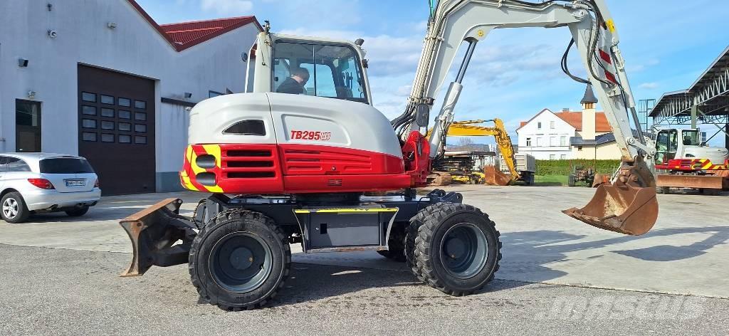 Takeuchi TB 295 W Ratasekskavaatorid