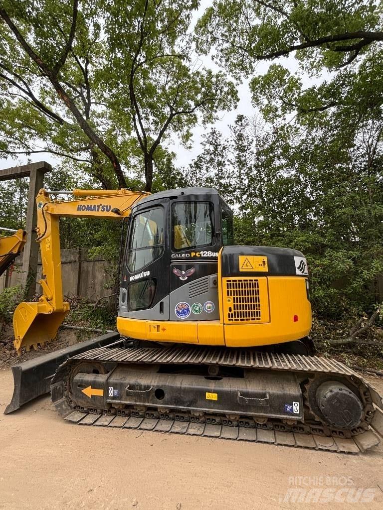 CAT pc 128us Väikeekskavaatorid 7t-12t