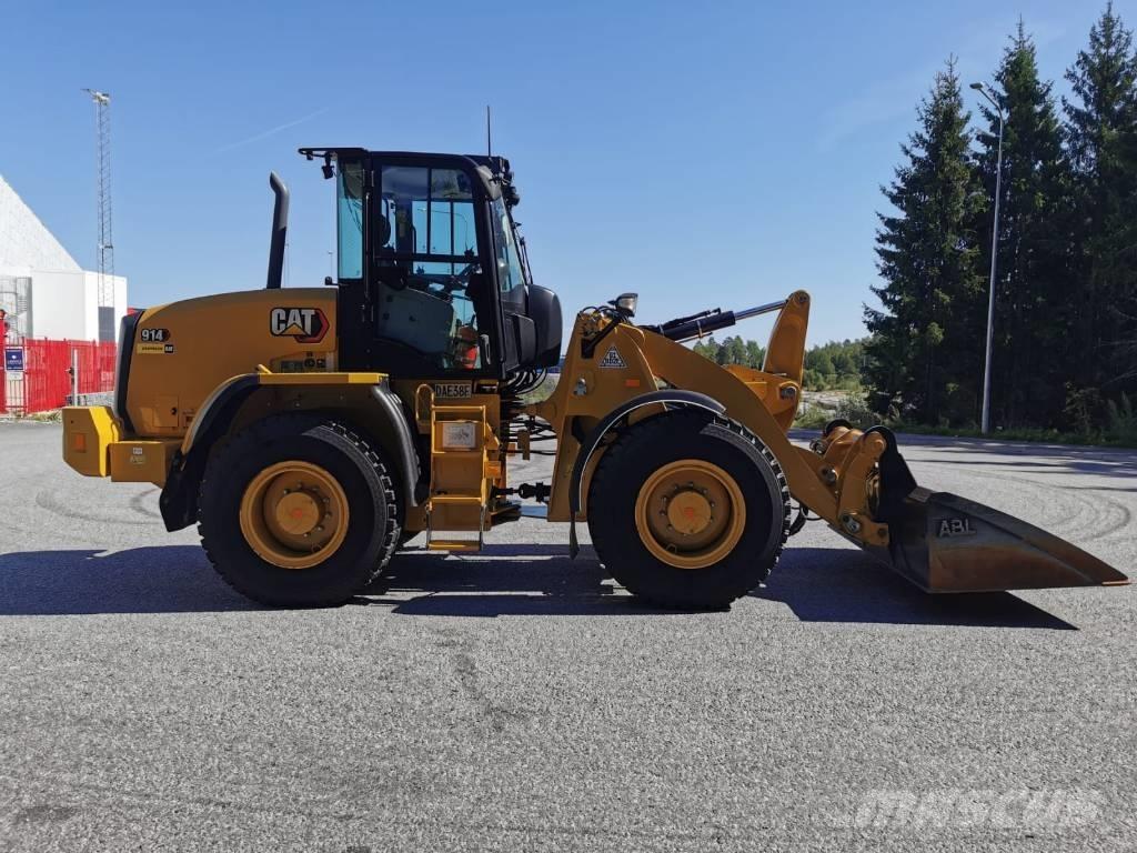 CAT 914 Rataslaadurid