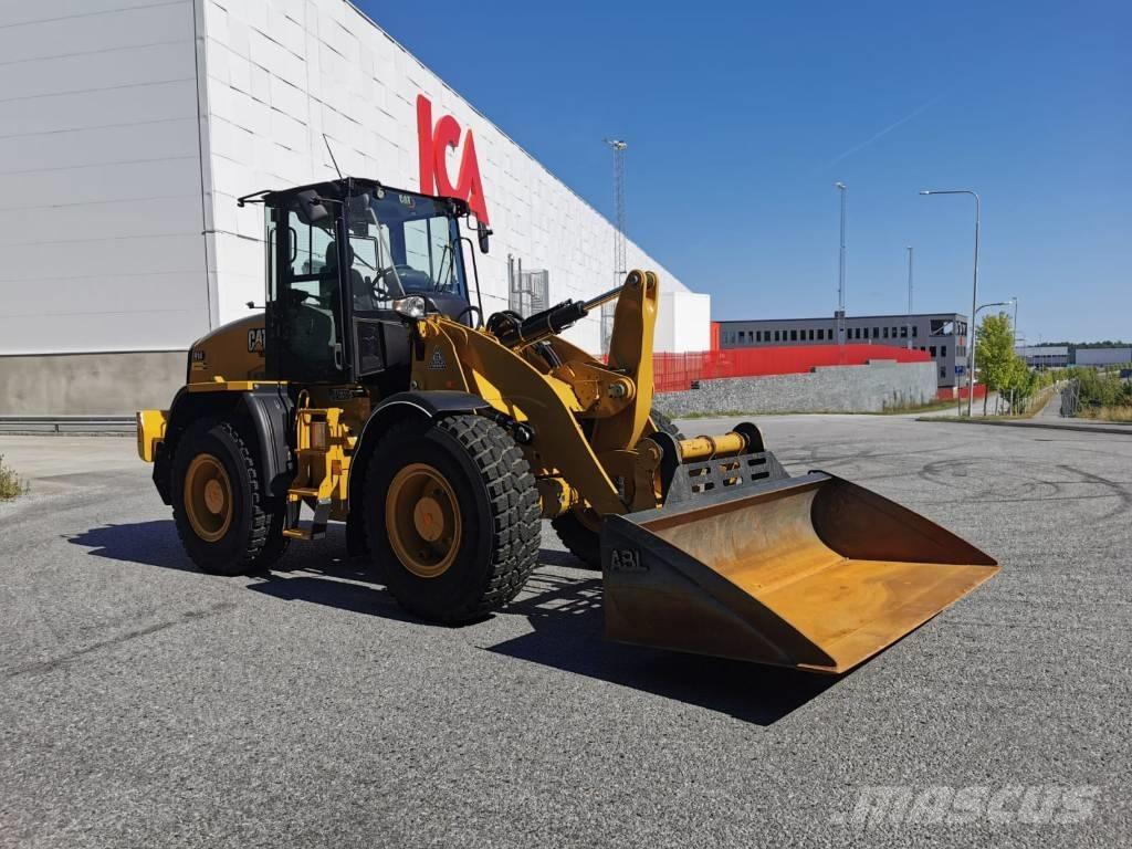 CAT 914 Rataslaadurid
