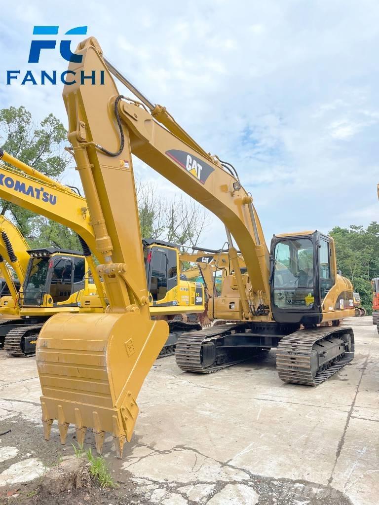CAT 320 C Roomikekskavaatorid