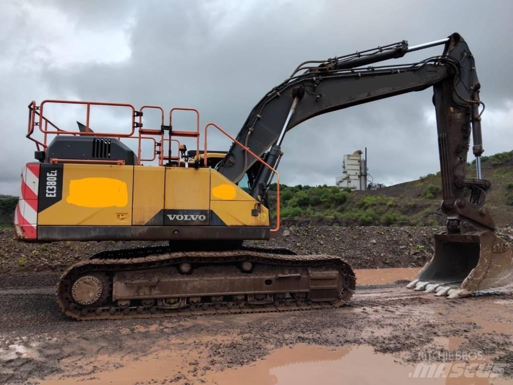 Volvo EC 380 EL Roomikekskavaatorid