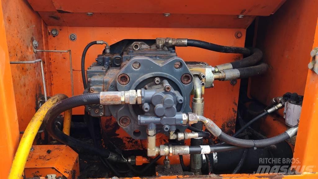 Doosan DX 225 LC Roomikekskavaatorid