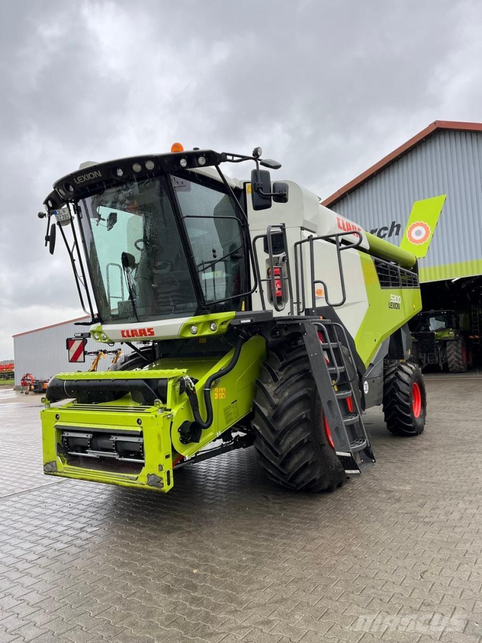 CLAAS Lexion 5300 Teraviljakombainid