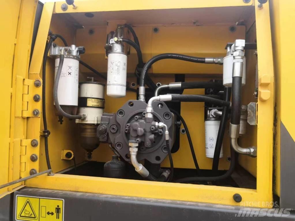 Volvo EC 290 B LC Roomikekskavaatorid