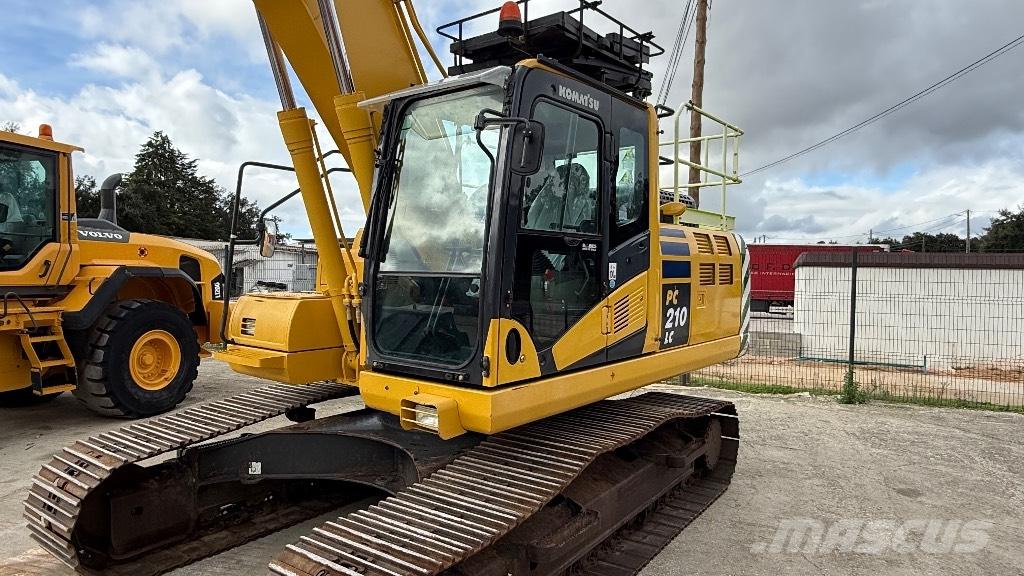 Komatsu PC 210 LC-11 Roomikekskavaatorid