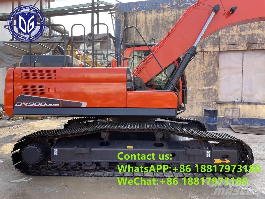 Doosan DX 300 LC Roomikekskavaatorid