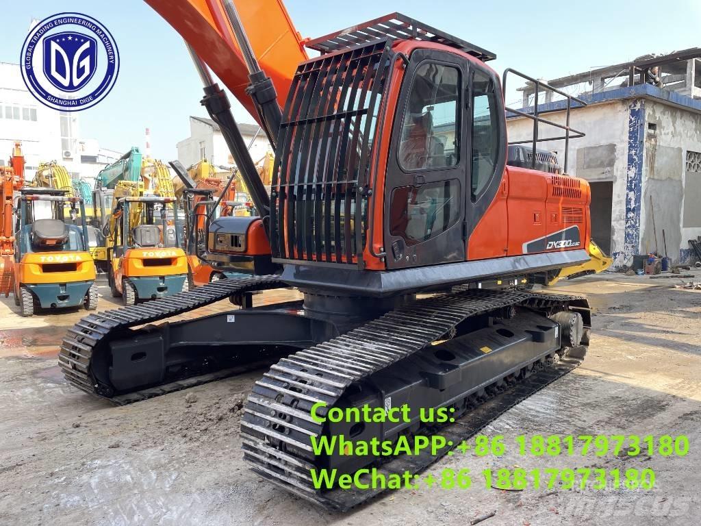 Doosan DX 300 LC Roomikekskavaatorid