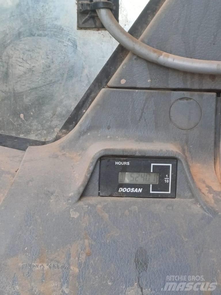 Doosan DX 350 LC-7 Roomikekskavaatorid