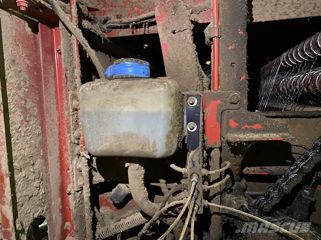 Case IH RBX 452 Ruloonpressid