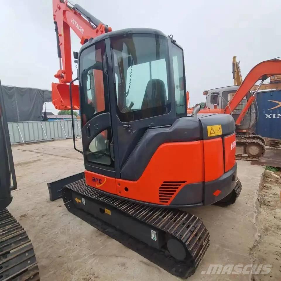 Hitachi ZX60U Miniekskavaatorid < 7 t