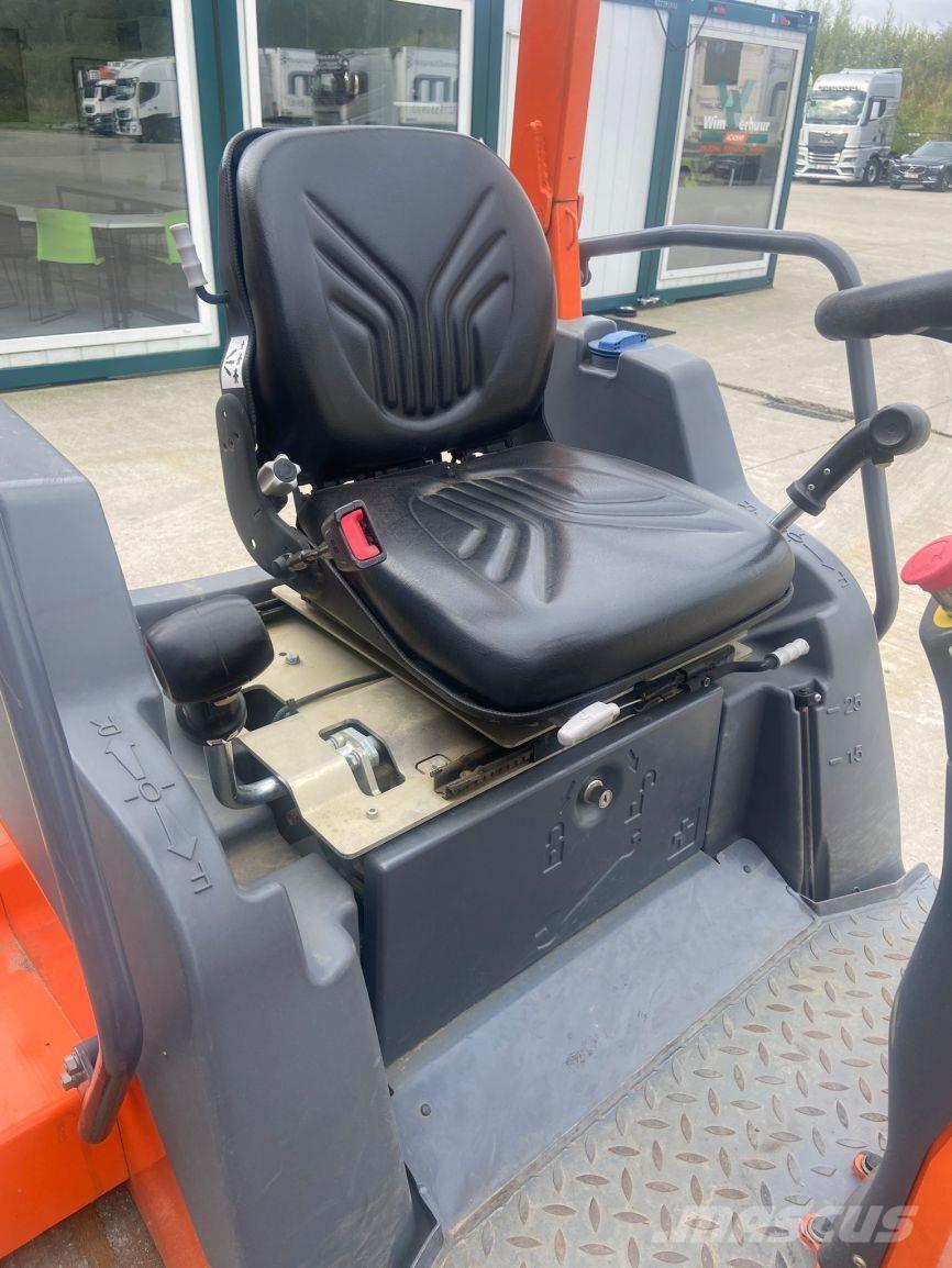 Hamm HD12VV (5986) Pinnasetihendajad