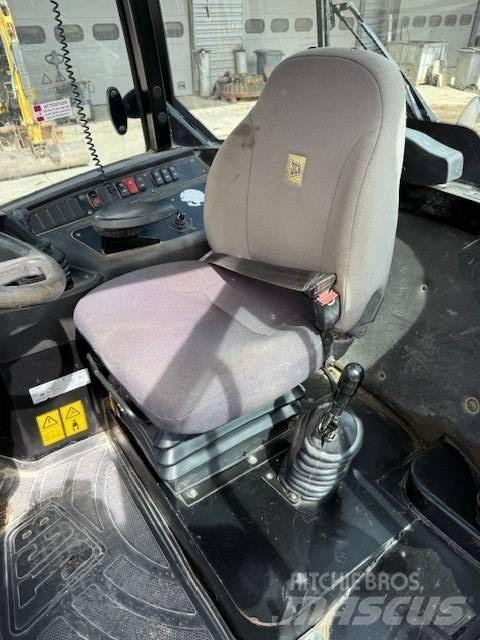 JCB 406 Rataslaadurid
