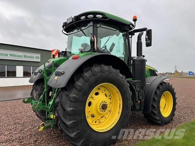 John Deere 7310 R Traktorid