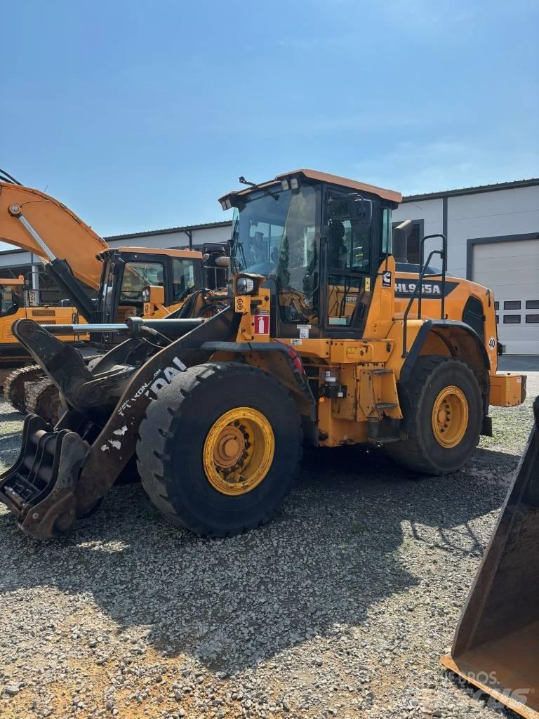 Hyundai HL955A Rataslaadurid