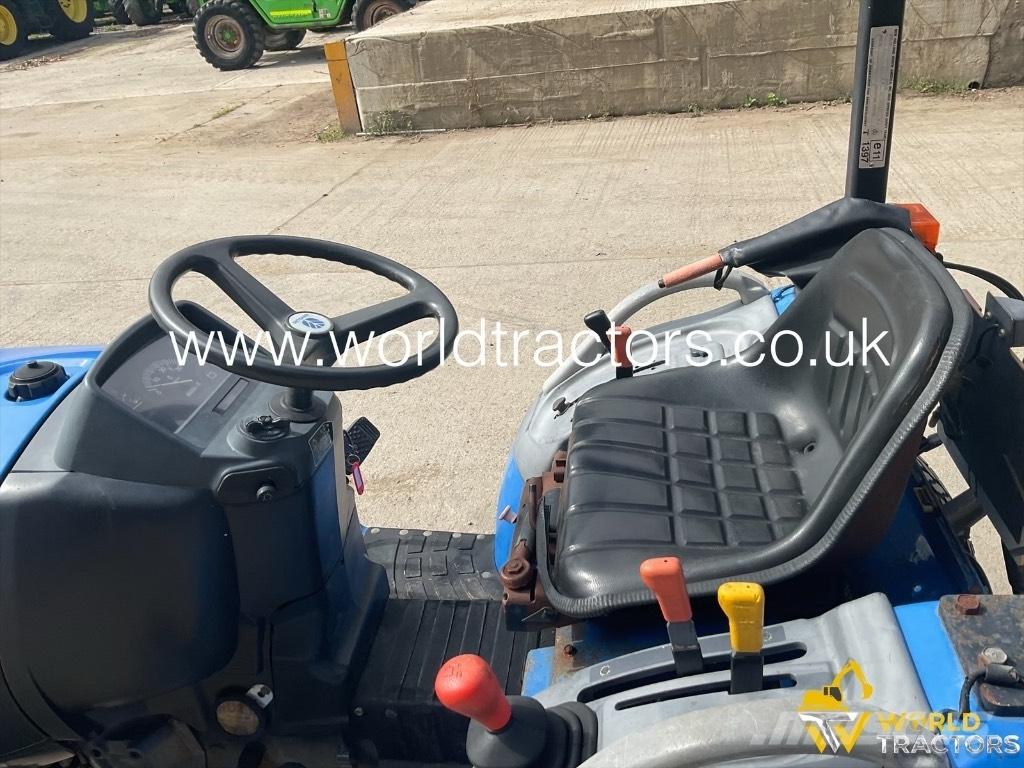 New Holland TC12 D Traktorid
