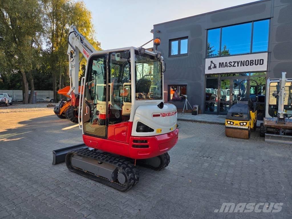 Takeuchi TB230 + HS03 Miniekskavaatorid < 7 t
