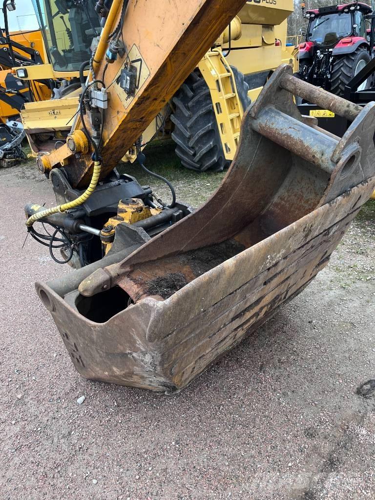 JCB 220LC Engcon RT Roomikekskavaatorid