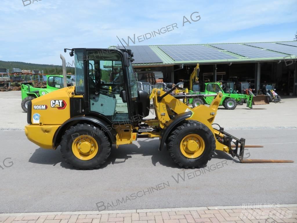 CAT 906M Rataslaadurid