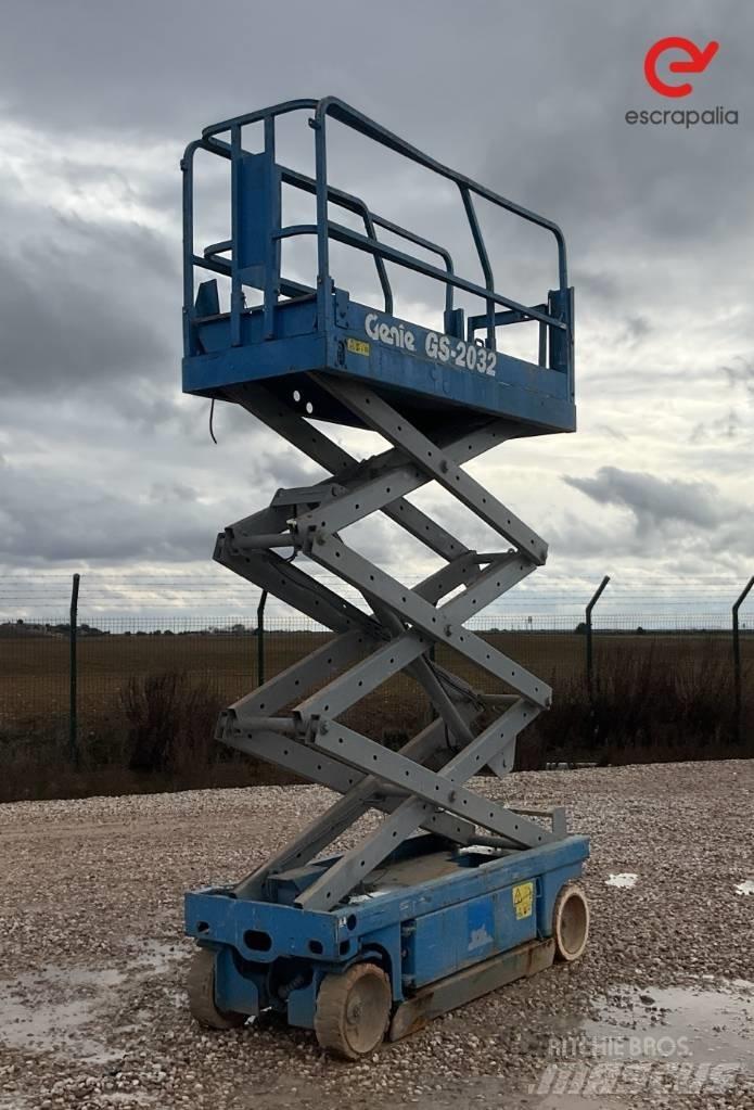 Genie GS 2032 Käärtõstukid