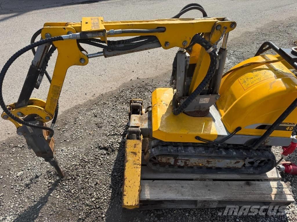 Brokk 40 Lammutusekskavaatorid