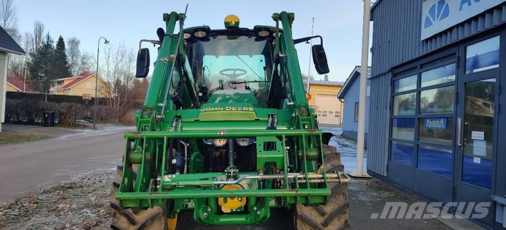 John Deere 6120 M Traktorid