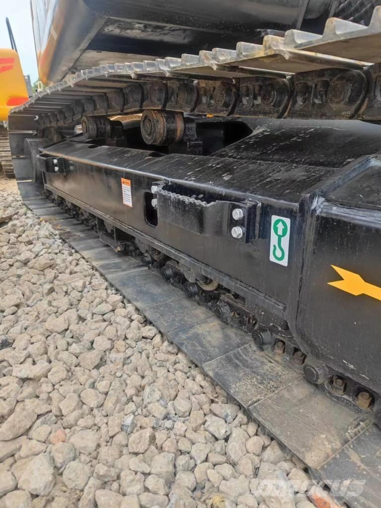 Sany SY 135 C Roomikekskavaatorid