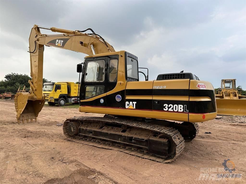 CAT 320 B Roomikekskavaatorid