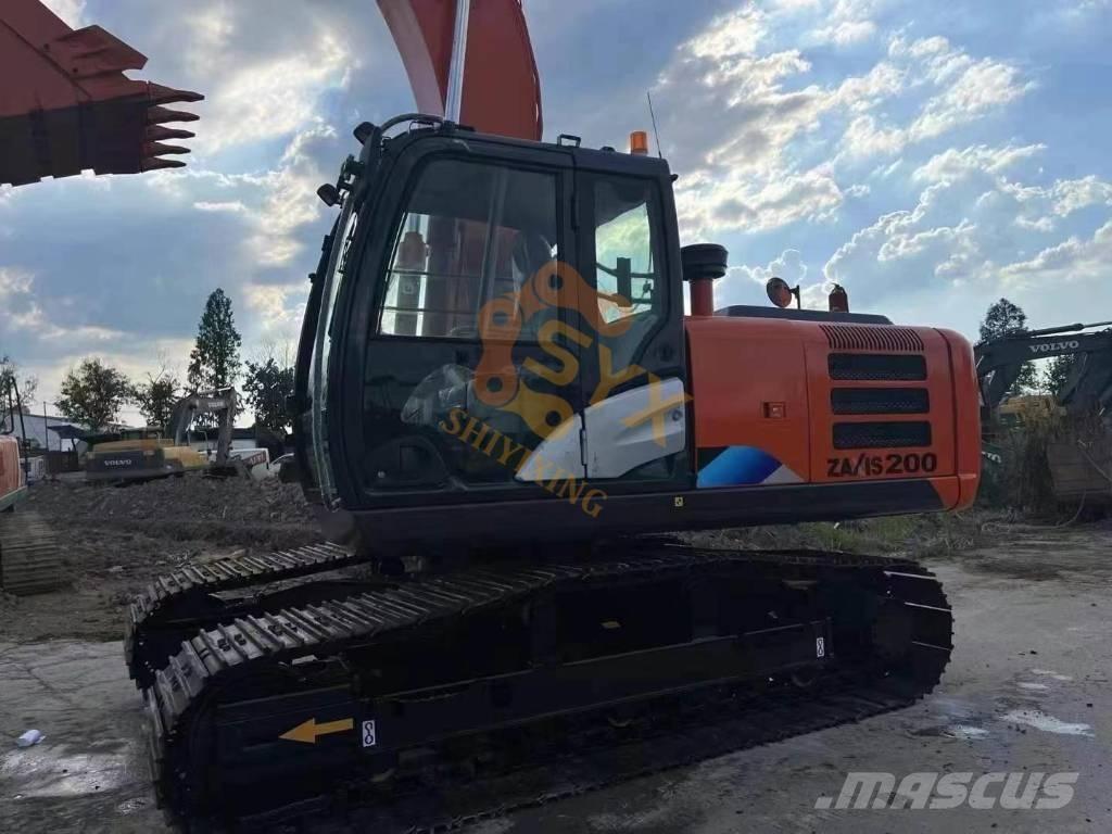 Hitachi ZX200-5G Roomikekskavaatorid