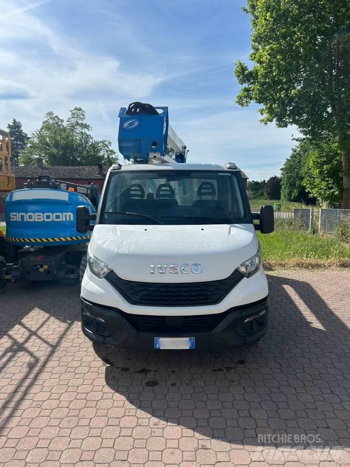Socage 20D Auto korvtõstukid