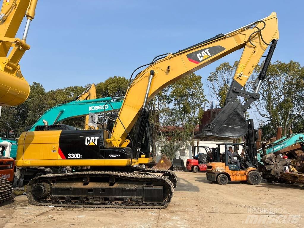 CAT 330 D L Roomikekskavaatorid