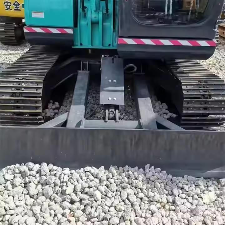 Kobelco SK 200 Roomikekskavaatorid