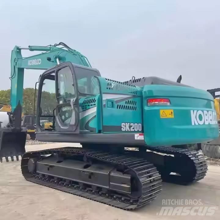 Kobelco SK 200 Roomikekskavaatorid
