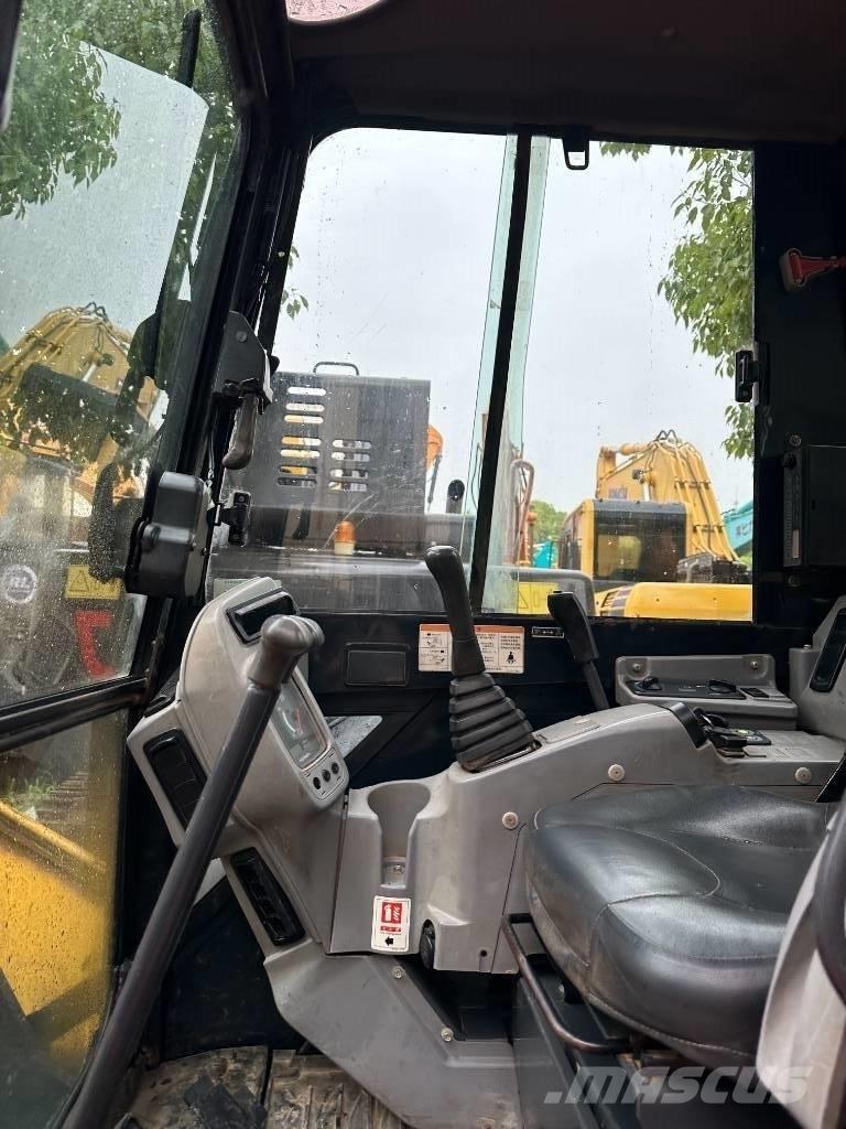 Kubota KX 155 Roomikekskavaatorid